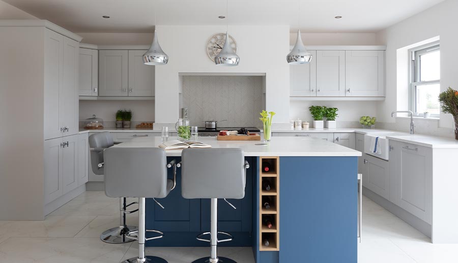 How To Decorate A Grey Kitchen - Kitchen Inspiration | Kitchen Ideas ...